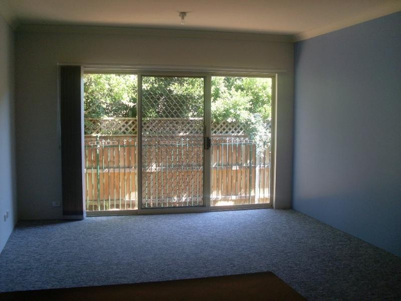 8 Madeira St, Sylvania NSW 2224