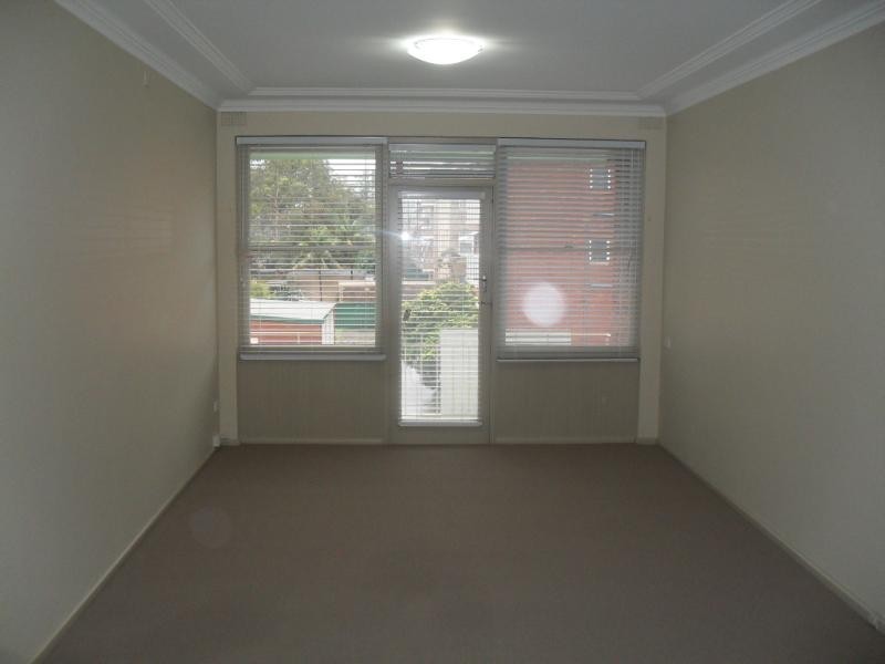 33 Kings Rd, Brighton-le-sands NSW 2216