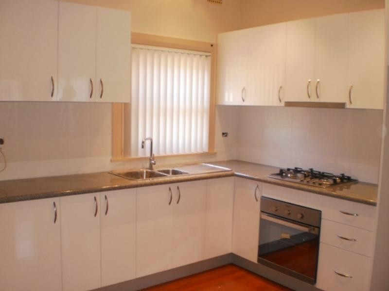 135  Patrick  St, Hurstville NSW 2220