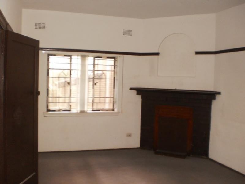 54 Belmore St, Burwood NSW 2134