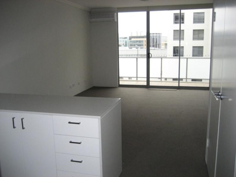 30 – 32 Woniora  Rd, Hurstville NSW 2220