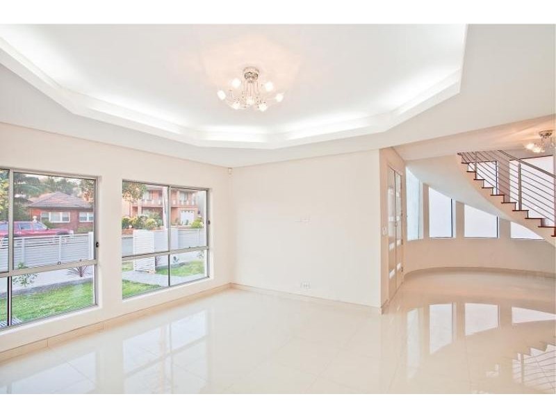 6 Norwood St, Sandringham NSW 2219