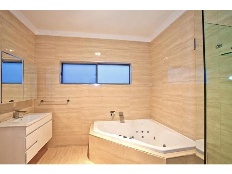 6 Norwood St, Sandringham NSW 2219