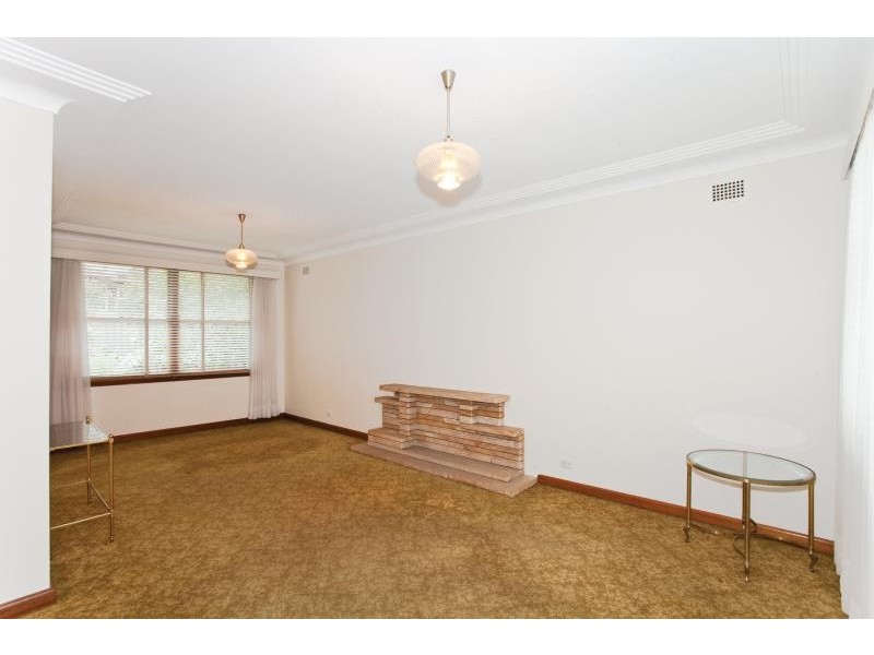 9 Knock Cres, Beverly Hills NSW 2209