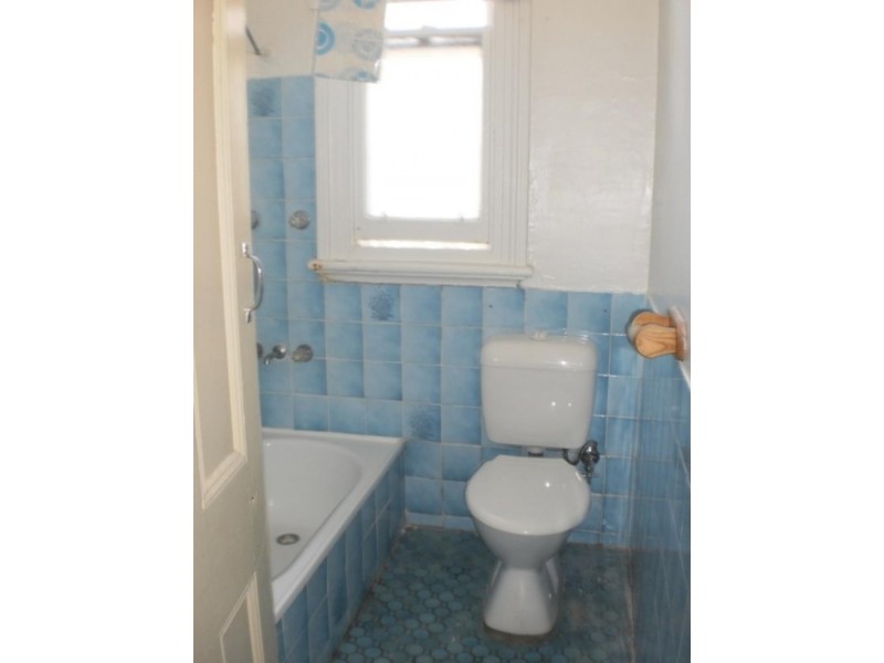 6 Grantham St, Carlton NSW 2218