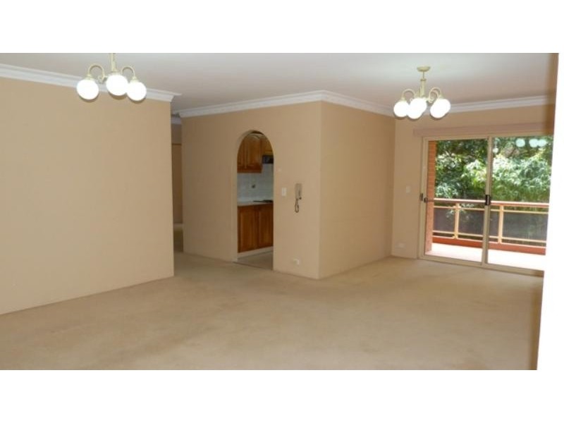 8 Selmon St, Sans Souci NSW 2219