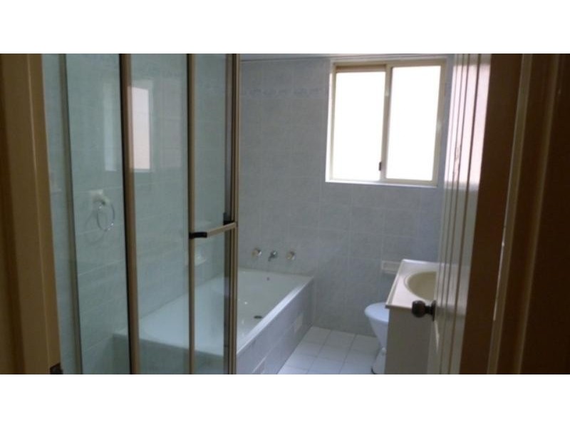 8 Selmon St, Sans Souci NSW 2219