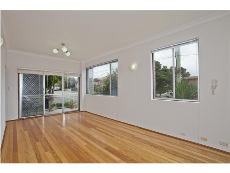 34 Seaview St, Cronulla NSW 2230