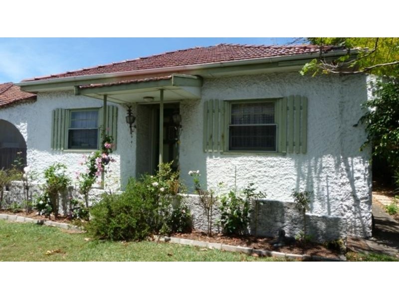 52 Captain Cook Dr, Caringbah NSW 2229