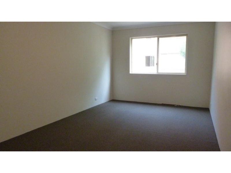 4/18 Hudson St, Hurstville NSW 2220