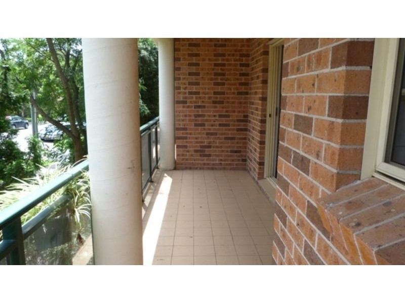 4/18 Hudson St, Hurstville NSW 2220