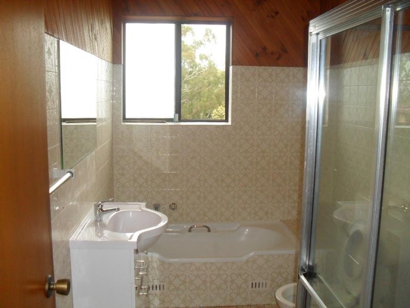 11 Lancelot St, Allawah NSW 2218