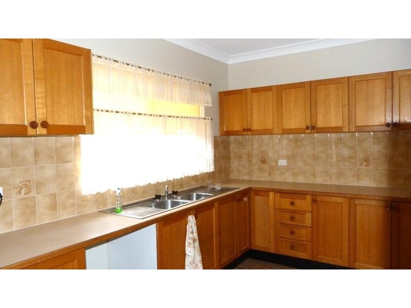 7 Melrose Ave, Sylvania NSW 2224