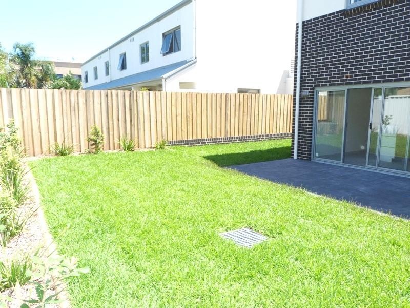 8/125 Rocky Point  Rd, Beverley Park NSW 2217