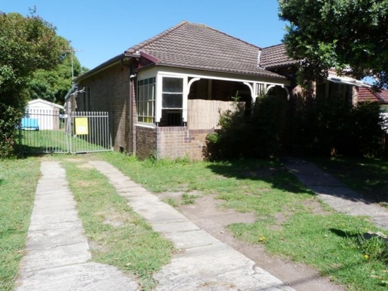 209 Croydon Rd, Hurstville NSW 2220