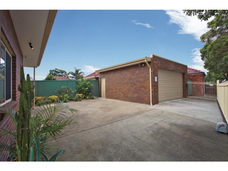269 Kingsgrove Rd, Kingsgrove NSW 2208