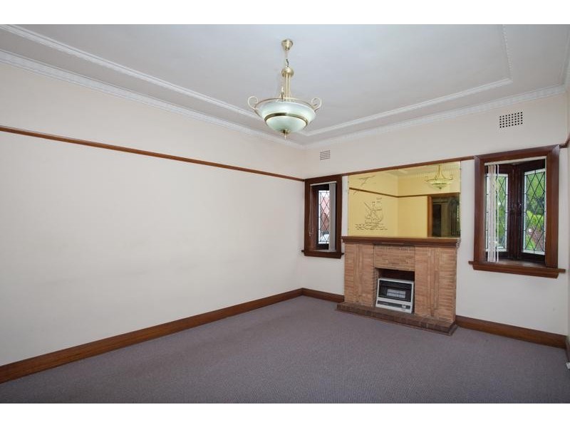 269 Kingsgrove Rd, Kingsgrove NSW 2208