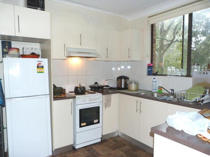 8 Gloucester Rd, Hurstville NSW 2220