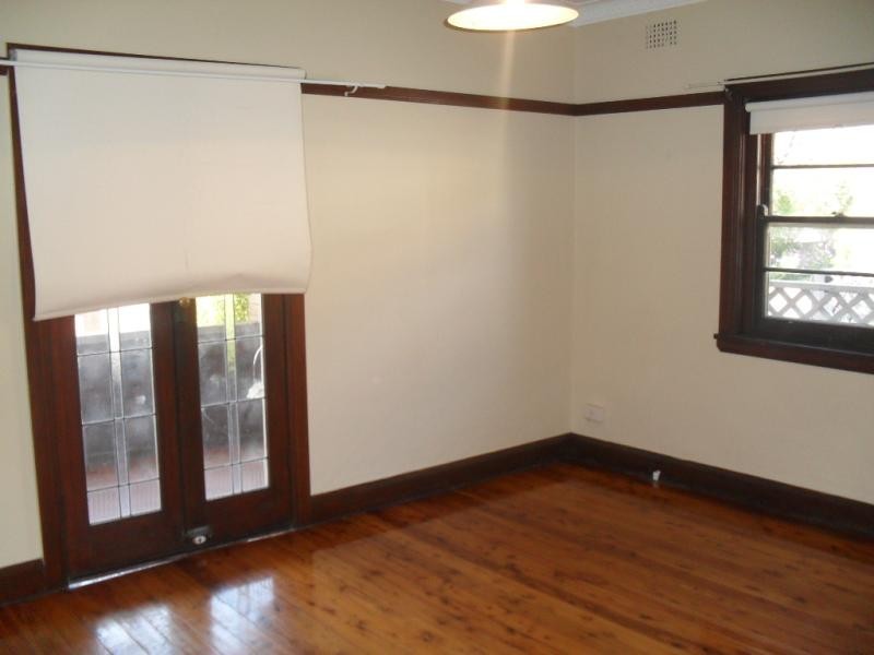 85 Rocky Point Rd, Kogarah NSW 2217