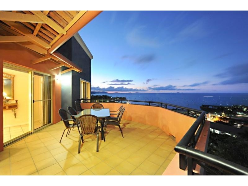 17/18 Golden Orchid Dr, Airlie Beach QLD 4802