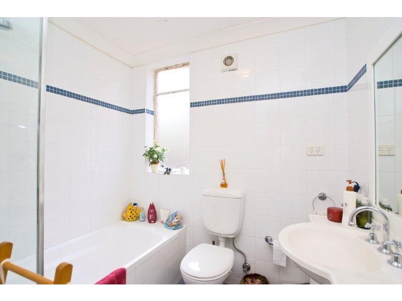 46 St Georges Pde, Hurstville NSW 2220