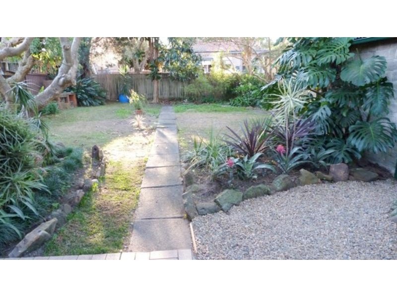 1 Colvin Ave, Carlton NSW 2218