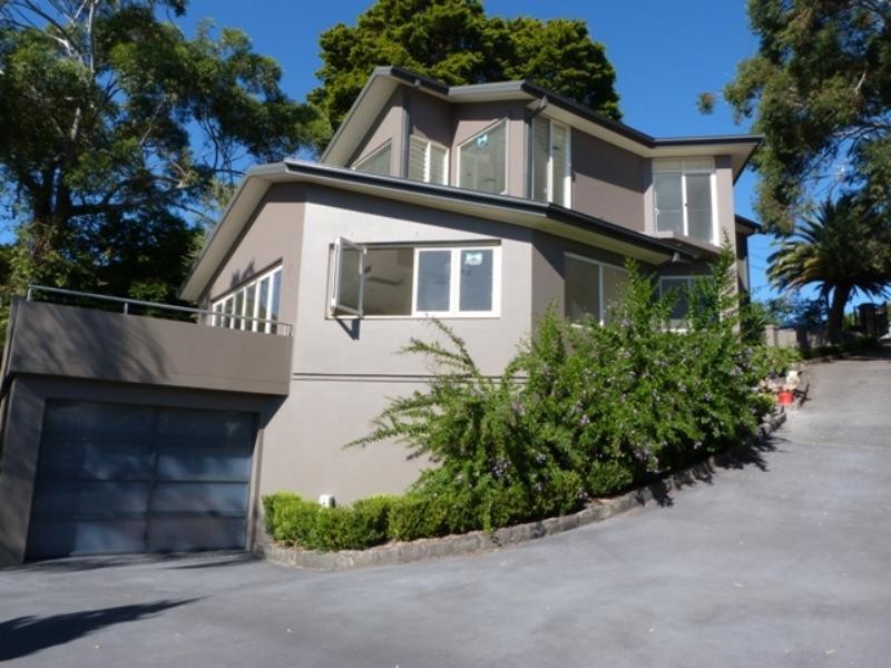 13 Boorroo St, Kangaroo Point NSW 2224