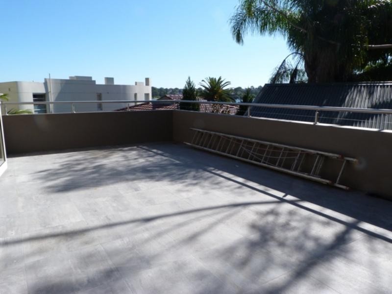 13 Boorroo St, Kangaroo Point NSW 2224