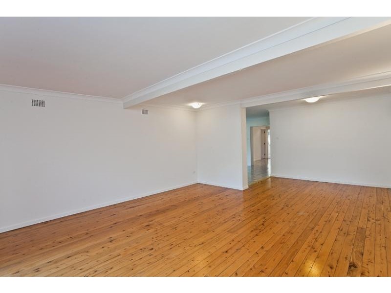 8 Hawthorne St, Ramsgate Beach NSW 2217