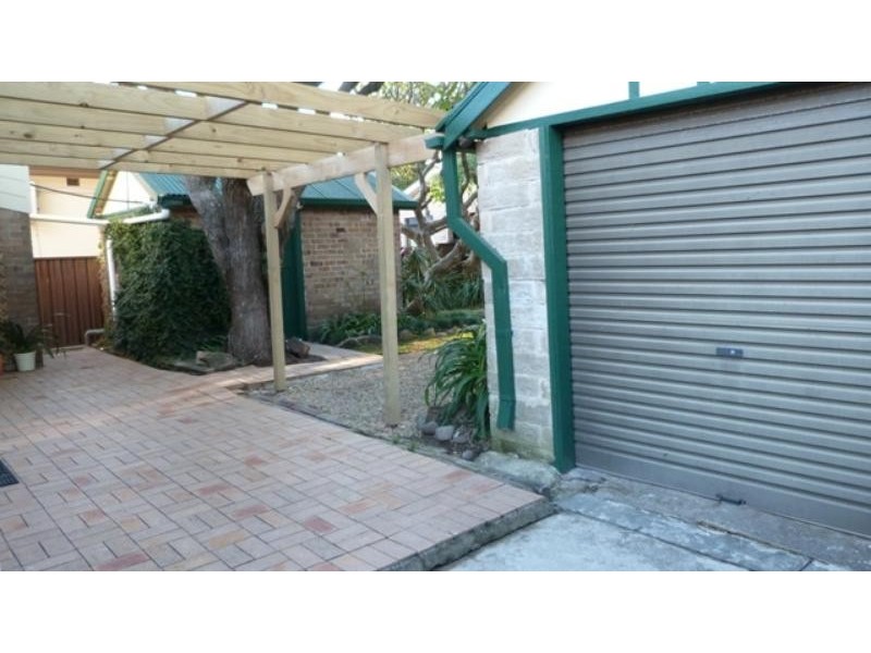 1 Colvin Ave, Carlton NSW 2218