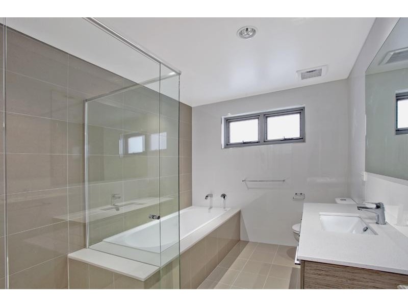 1 – 3 Nielsen Ave, Carlton NSW 2218