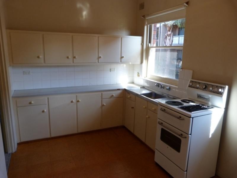 11 Gannon Ave, Dolls Point NSW 2219