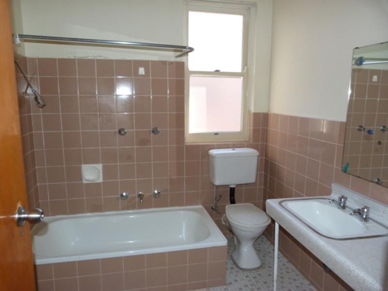 11 Gannon Ave, Dolls Point NSW 2219