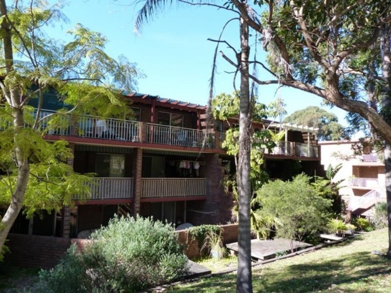 2-4 Railway Cres, Jannali NSW 2226