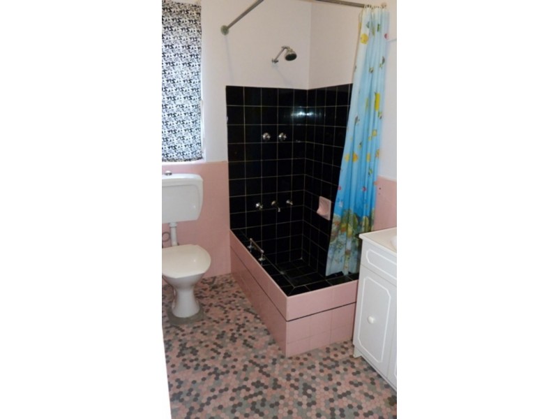 102 The Grand Pde, Brighton-le-sands NSW 2216