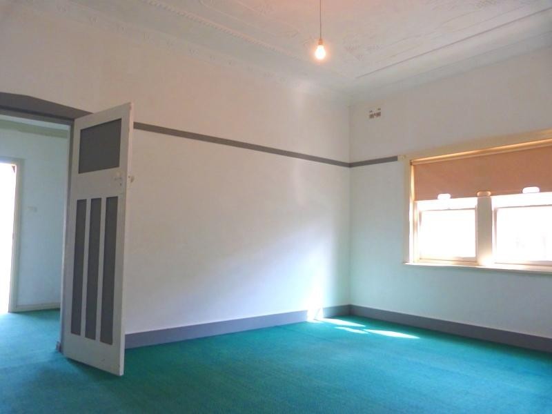13 Cronulla St, Carlton NSW 2218