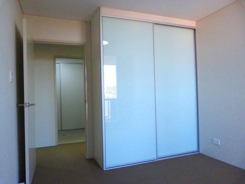 10/1 – 3  Nielsen Ave, Carlton NSW 2218