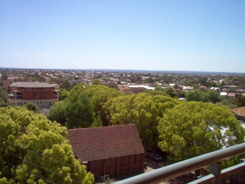 107 Forest  Rd, Hurstville NSW 2220