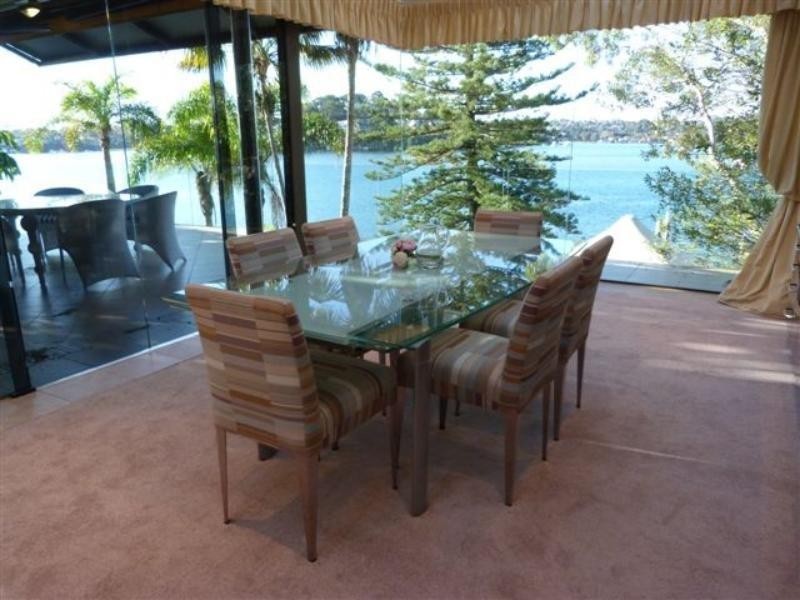 11 Boorroo St, Kangaroo Point NSW 2224