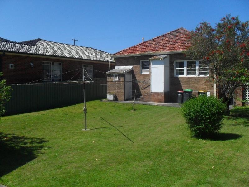 37 Burgess St, Beverley Park NSW 2217