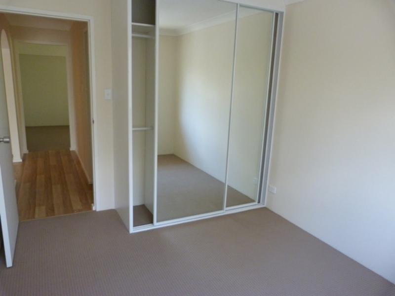 9/27 Willison  Rd, Carlton NSW 2218