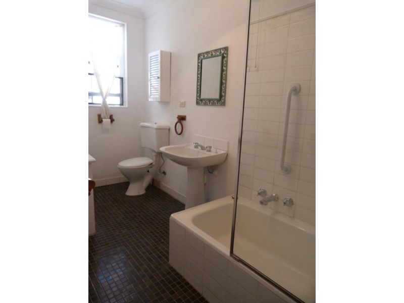 68 John St, Woollahra NSW 2025