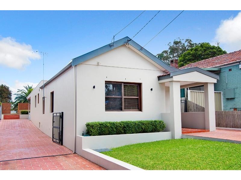 29 Waterview St, Carlton NSW 2218