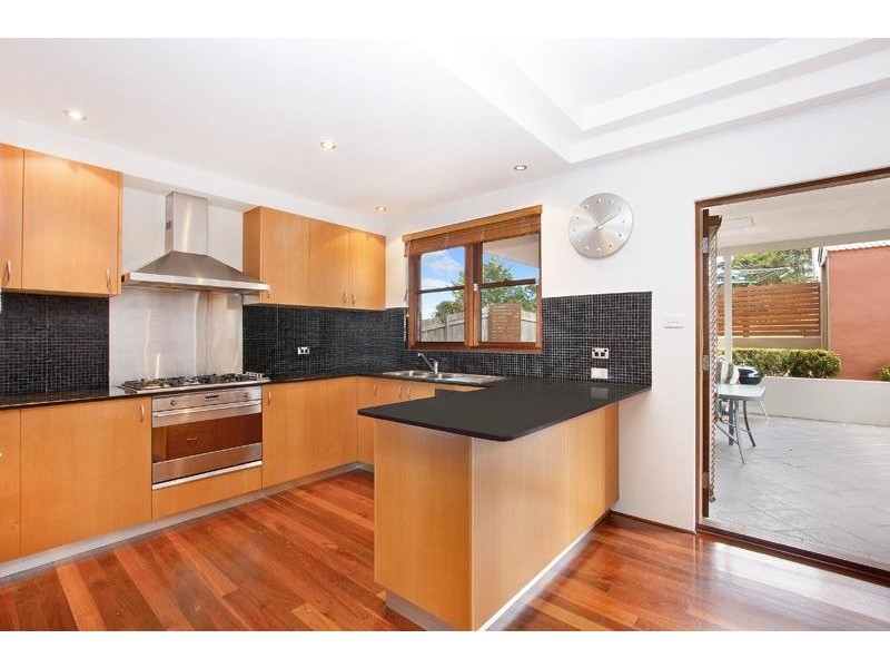 29 Waterview St, Carlton NSW 2218