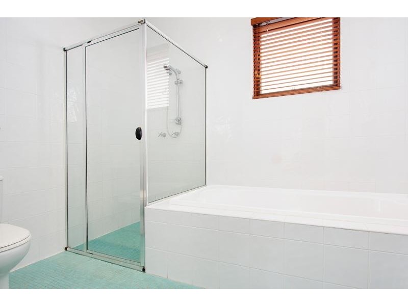 29 Waterview St, Carlton NSW 2218