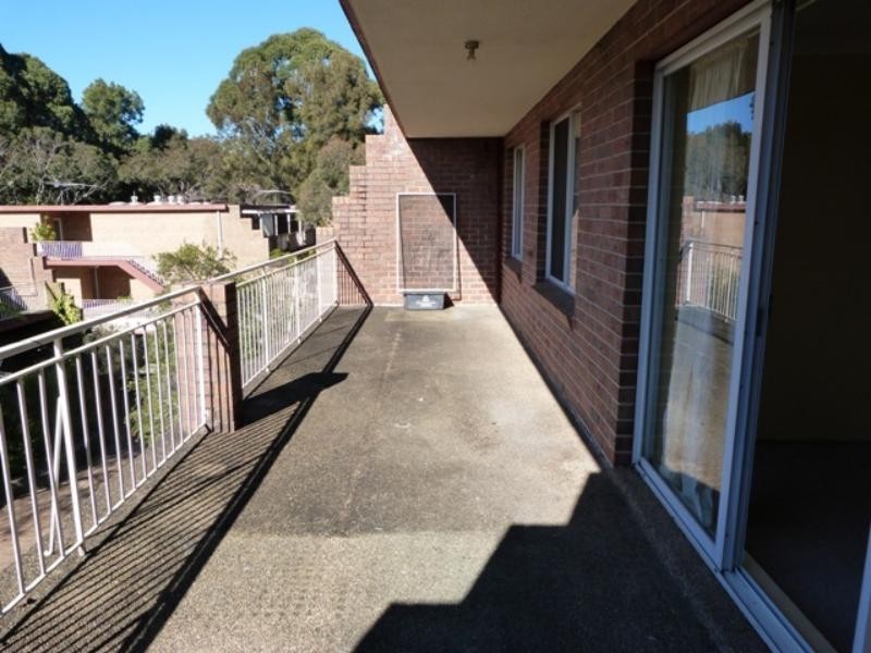 2 Railway Cres, Jannali NSW 2226