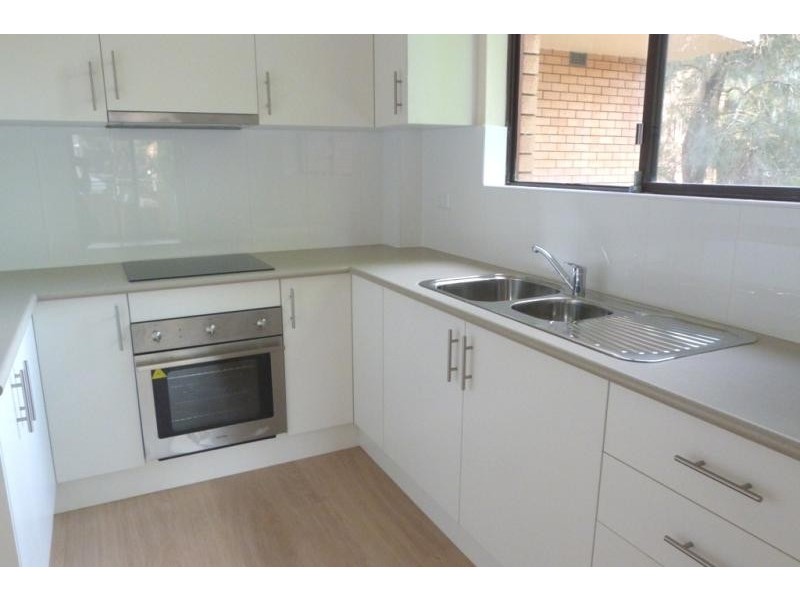 54 Macquarie  Pl, Mortdale NSW 2223