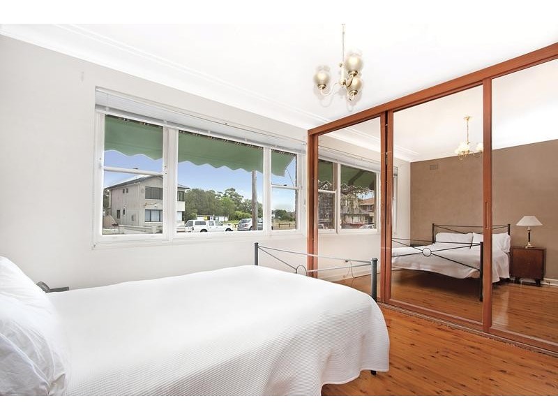 31 Waldron St, Sandringham NSW 2219