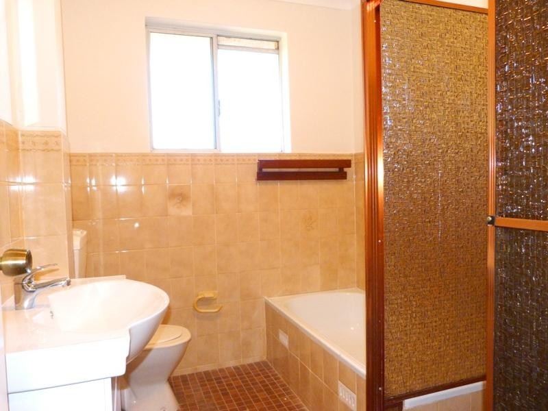 190 Queen Victoria St, Bexley NSW 2207