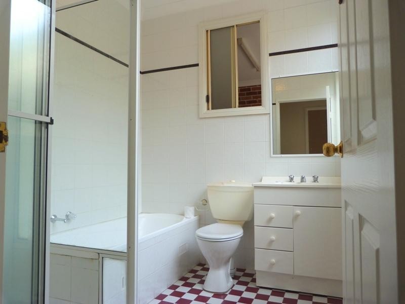 228 Woniora  Rd, South Hurstville NSW 2221